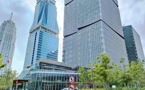 上海国际财富中心